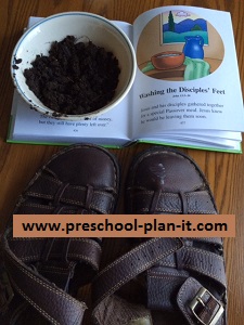 Jesus Washes Disciples Feet Preschool Theme