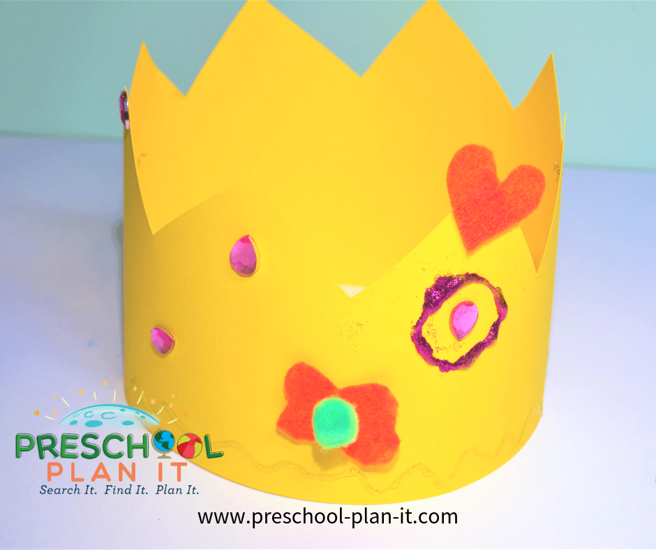 Castles, Dragons, Kings and Queens Preschool Theme Art Activity